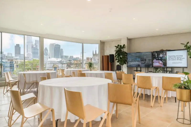 London Bridge Penthouse in London Bridge